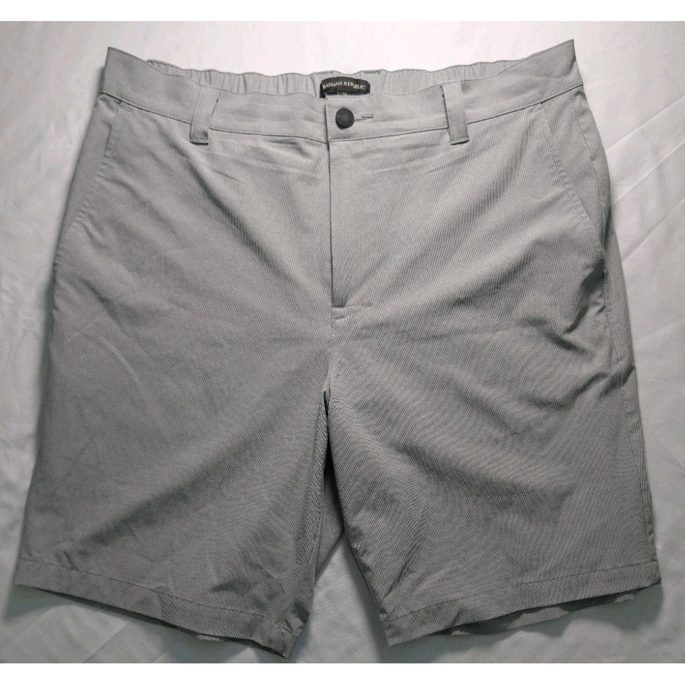 Banana Republic Shorts Men's 36 Gray Stretch Flat Front Casual‎ Golf 9" Inseam